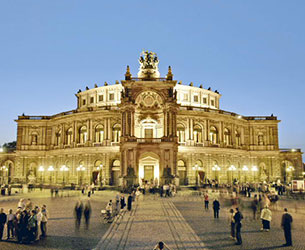 Premierglanz in der Semperoper